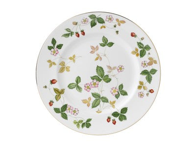 Wedgwood Wild Strawberry Plate 23cm - La Belle Table - 50105501005