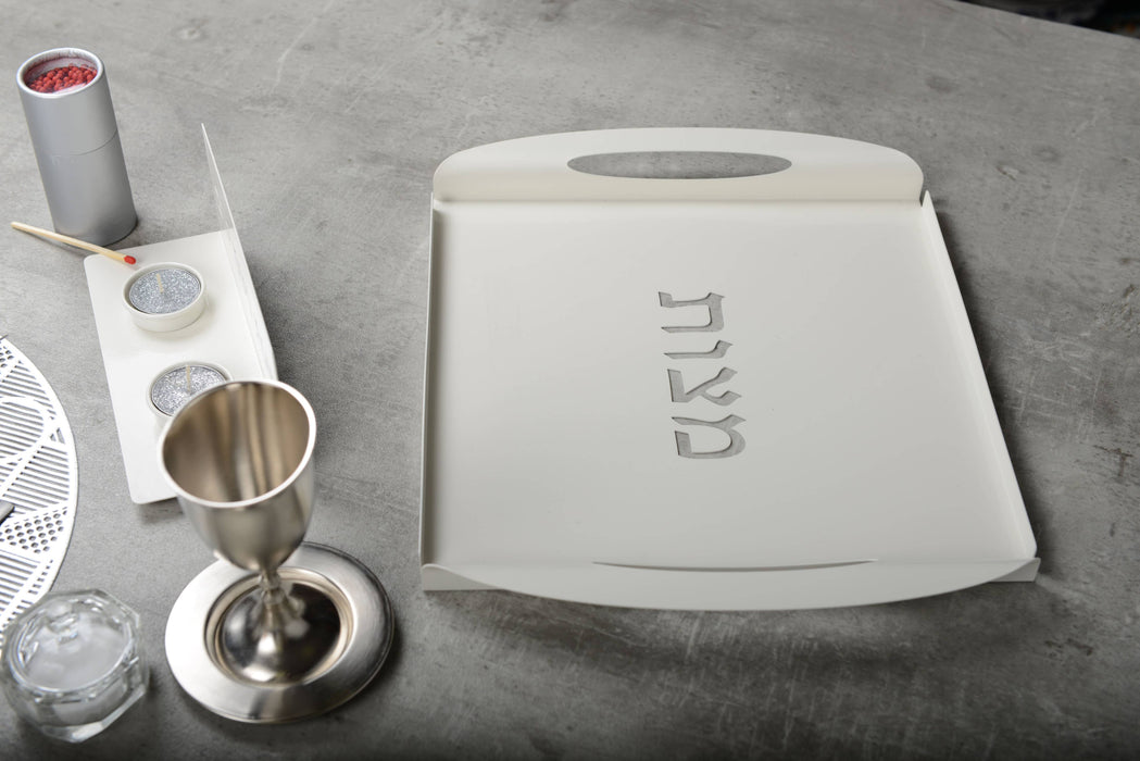 Aulica Modern White Metal Matsa Dish