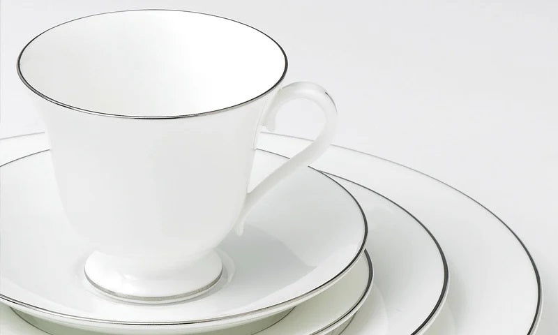 Wedgwood Signet Platinum Plate 20cm