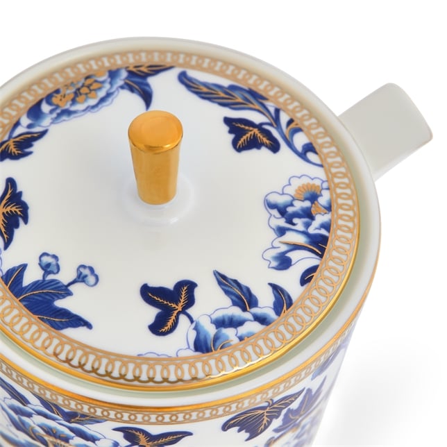 Wedgwood Blue Hibiscus Covered Sugar